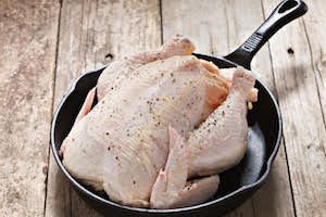 EXPOMEAT 2019 O volume de exportações brasileiras de carne de frango deve cair 1,48% neste ano, segundo estimativas da Associação Brasileira de Proteína Animal (ABPA) divulgadas à imprensa na...