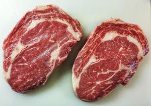 EXPOMEAT 2019 A produção brasileira de carne bovina deve crescer 5% em 2018, na comparação com o ano passado, e exceder 9,8 milhões de toneladas, impulsionada pelo aumento de vacas abatidas, segundo...