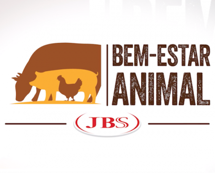 EXPOMEAT 2019 A JBS anunciou na segunda-feira (18) o lançamento do selo institucional de Bem-Estar Animal, que simboliza e unifica as discussões e iniciativas em todos os negócios da companhia no Brasil, contemplando as...