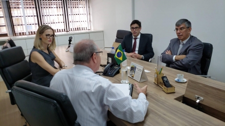 EXPOMEAT 2019 Estiveram na ABRA no dia 4, representantes da organização da Feira EXPOMEAT, Cledson Fernandes e José Roberto Sevieri. A EXPOMEAT – Feira Internacional de Processamento e Industrialização...