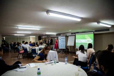 EXPOMEAT 2021 - lll Feira Internacional da Indústria de Processamento de Proteína Animal e Vegetal Entre os dias 12 e 14 a equipe ABRA participou da oficina que colheu sugestões para a construção da 1ª Agenda...