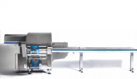 EXPOMEAT 2021 - lll Feira Internacional da Indústria de Processamento de Proteína Animal e Vegetal A máquina embaladora W-75 que possui maior capacidade produtiva, facilidade operacional e baixo custo com manutenção, e os...