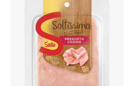 EXPOMEAT 2021 - lll Feira Internacional da Indústria de Processamento de Proteína Animal e Vegetal A Sadia começa o ano inovando na categoria de frios, com a atualização do presunto, peito de peru e mortadela da linha...