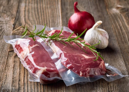 EXPOMEAT 2021 - lll Feira Internacional da Indústria de Processamento de Proteína Animal e Vegetal A fim de identificar o uso de tecnologias emergentes no setor de carne bovina in natura e de derivados, em especial, no que tange às...